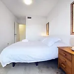 Aa Guest - La Marina Sea Views Eco Apartment